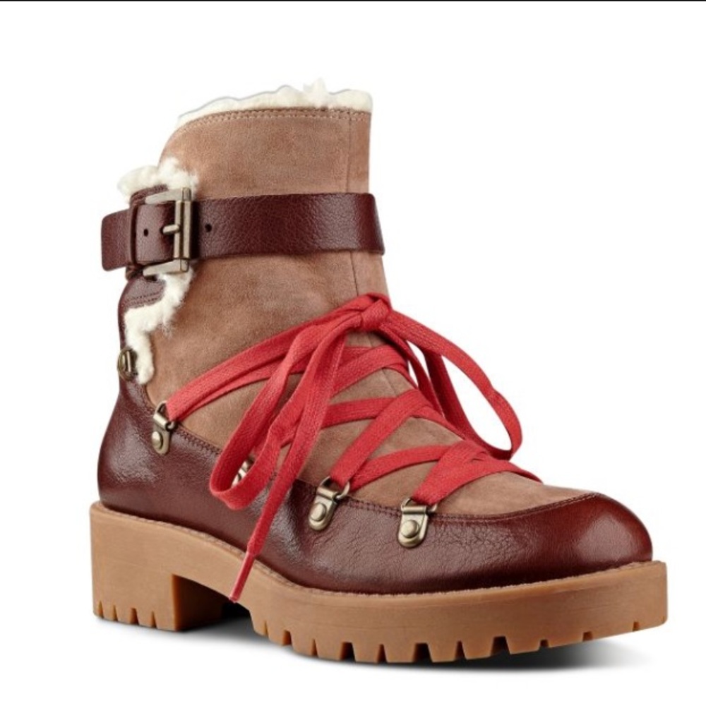 SOLD: Nine West Orynne Cold Weather Booties